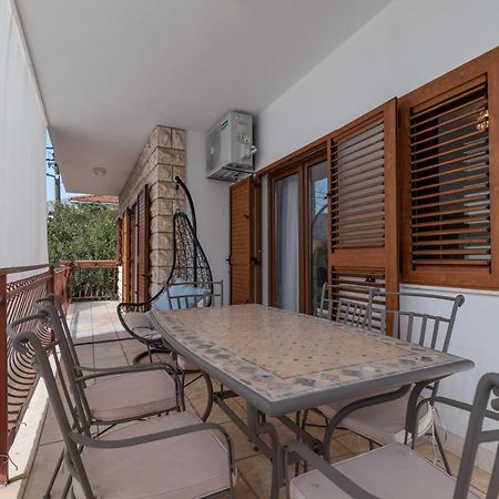Oleandar Apartment Trogir Exterior foto