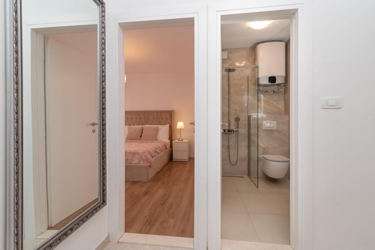 Oleandar Apartment Trogir Exterior foto