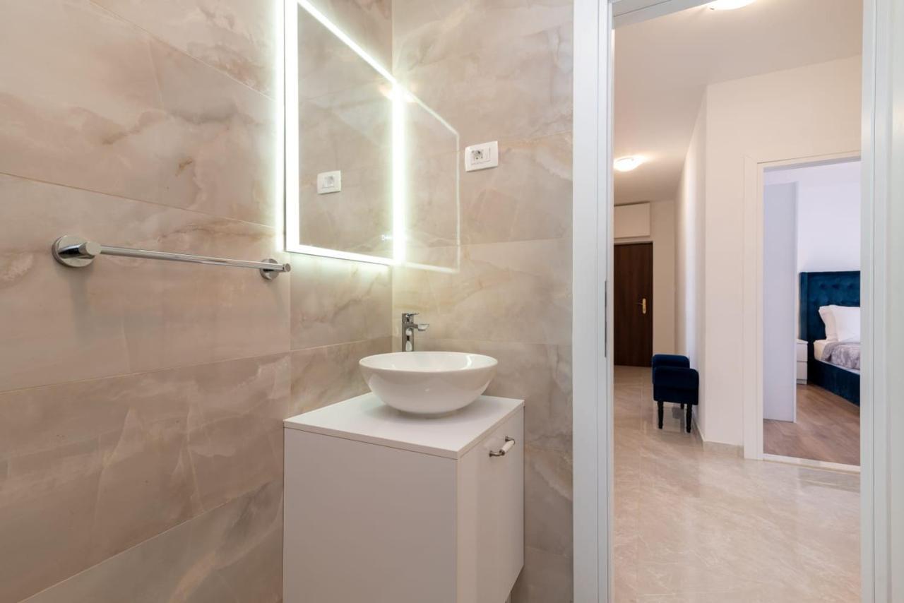 Oleandar Apartment Trogir Exterior foto