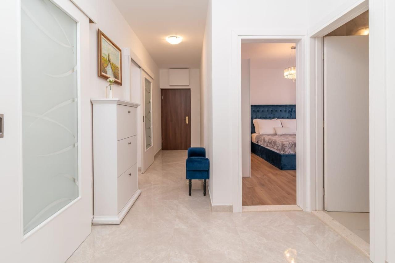Oleandar Apartment Trogir Exterior foto